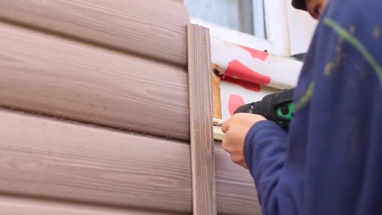 Best Residential Vinyl Siding Installation  in Destrehan, LA